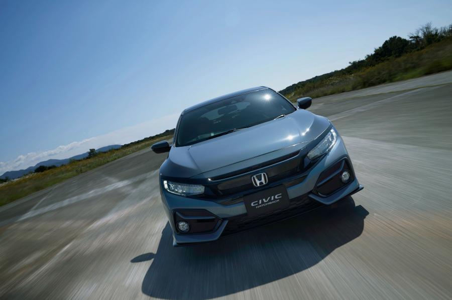  Honda Civic Hatchback (FK) 2019 года  (JP) (фото 18 из 21)
